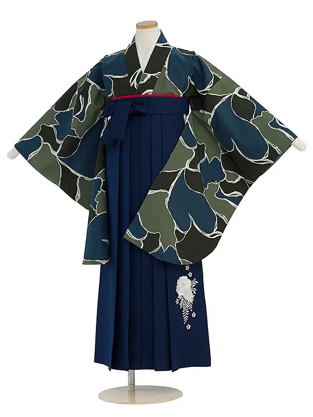 小学生卒業式かんたん袴（女の子）A127 黒青緑 猫／紺袴