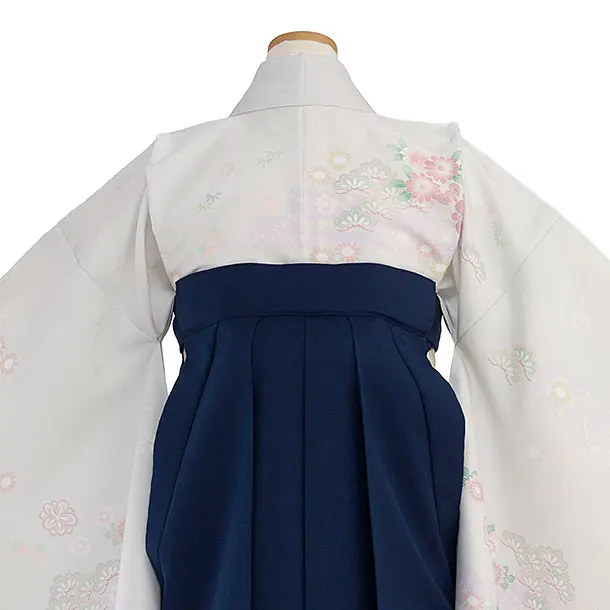 小学生卒業式かんたん袴（女の子）A128 淡グレー 秀花瑞祥／紺袴