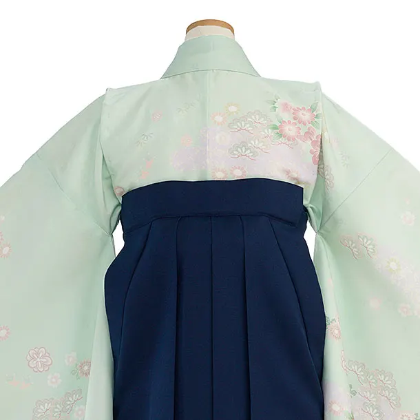 小学生卒業式かんたん袴（女の子）A129 薄緑 秀花瑞祥／紺袴