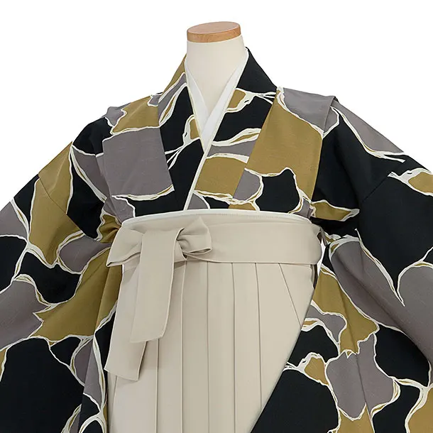 小学生卒業式かんたん袴（女の子）A132 黒黄土グレー 猫／ベージュ袴