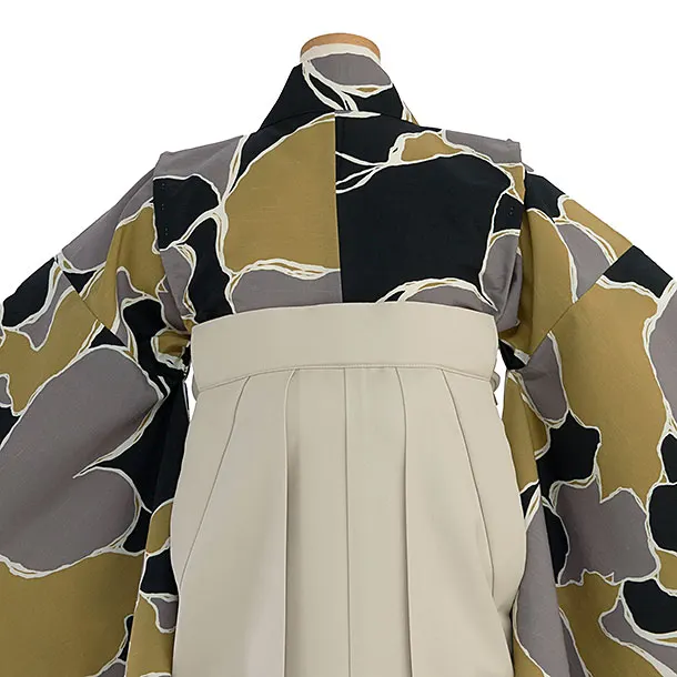 小学生卒業式かんたん袴（女の子）A132 黒黄土グレー 猫／ベージュ袴