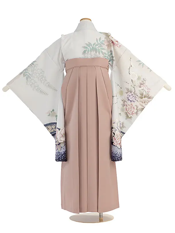 小学生卒業式かんたん袴（女の子）A143 淡グレー鹿の子梅牡丹／ピンクベージュ袴