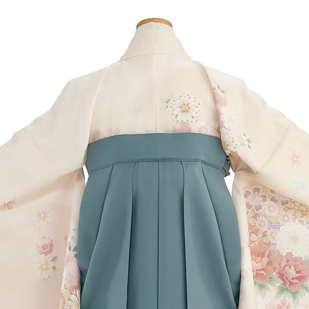 小学生卒業式かんたん袴（女の子）A159 クリーム 華雪輪／藍鼠色袴