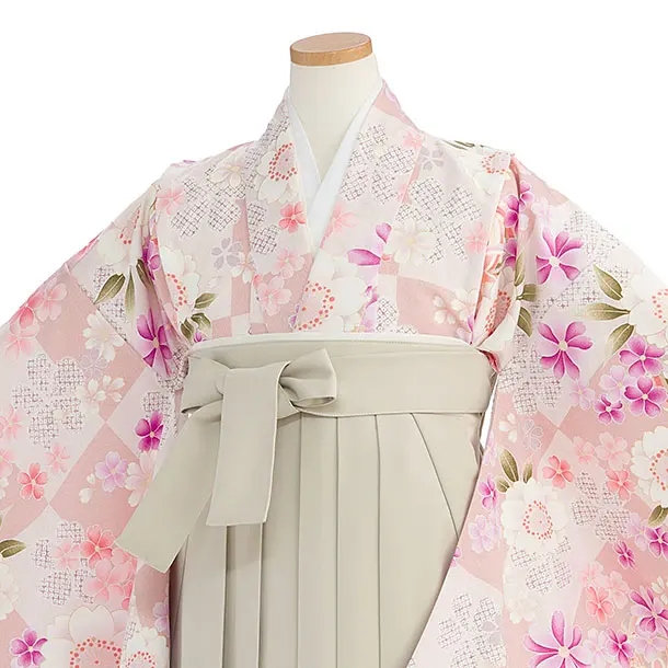 小学生卒業式かんたん袴（女の子）A164 ピンク 桜市松／ベージュ袴