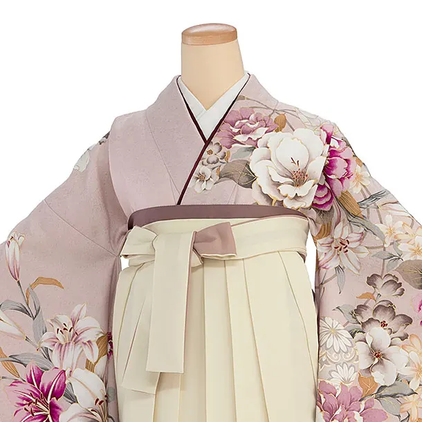 卒業式女性袴 A068 くすみピンク 牡丹百合鞠／クリーム 桜袴
