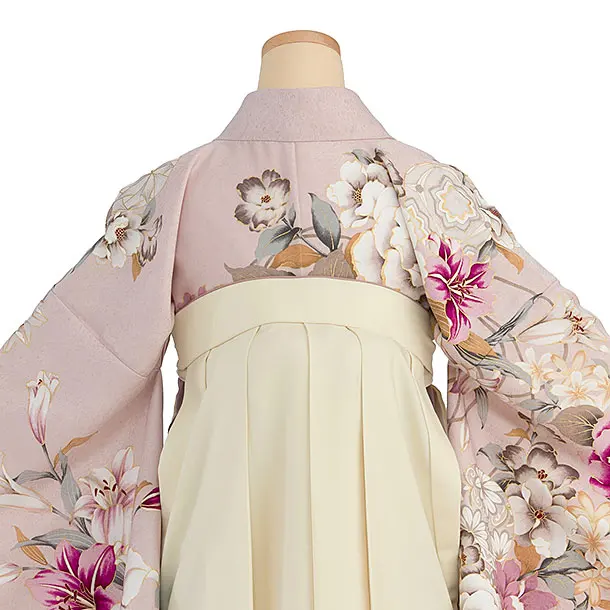 卒業式女性袴 A068 くすみピンク 牡丹百合鞠／クリーム 桜袴
