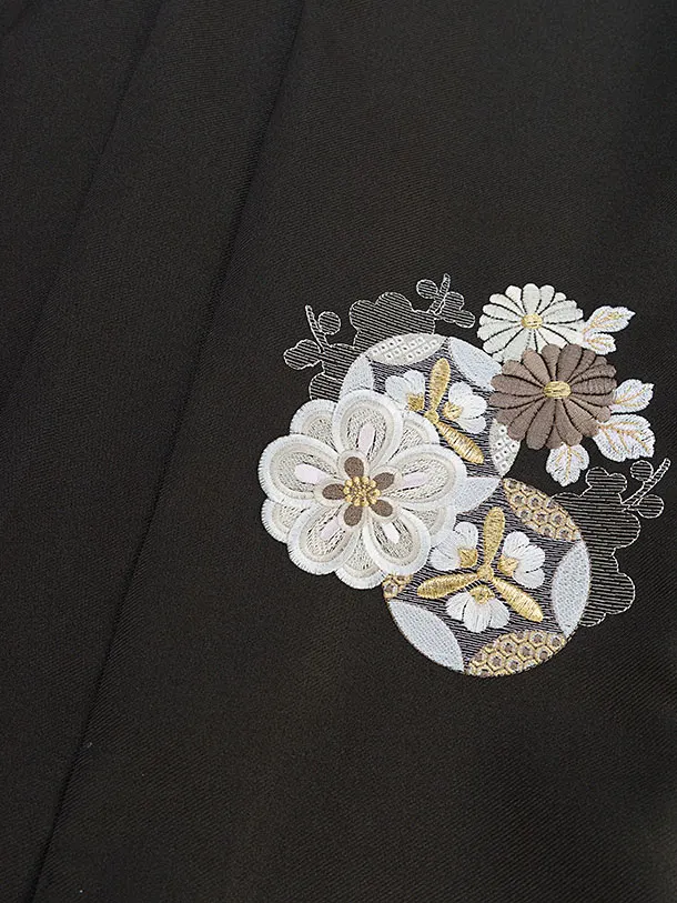 卒業式女性袴 A070 淡グレー 華鞠／チャコールグレー 花七宝袴袴