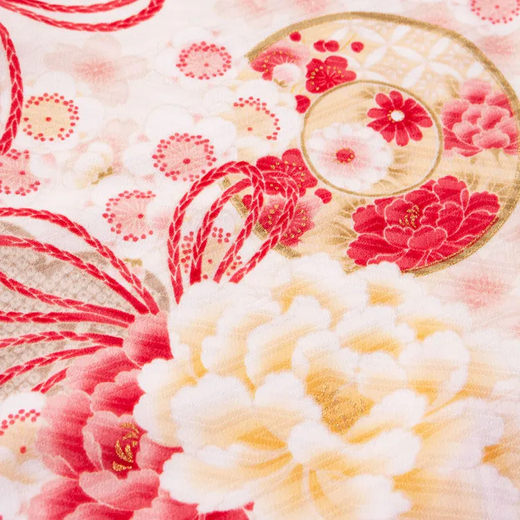 七五三レンタル （3歳女児被布）3592 華徒然 薄アイボリー 牡丹 貝桶 松