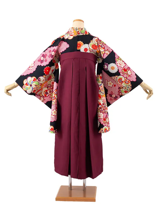 小学生卒業袴レンタル（女の子） 黒地 絞り調 ねじり梅 B001