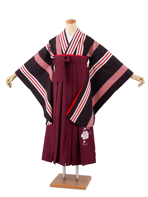 小学生卒業袴レンタル（女の子） 黒地 B003