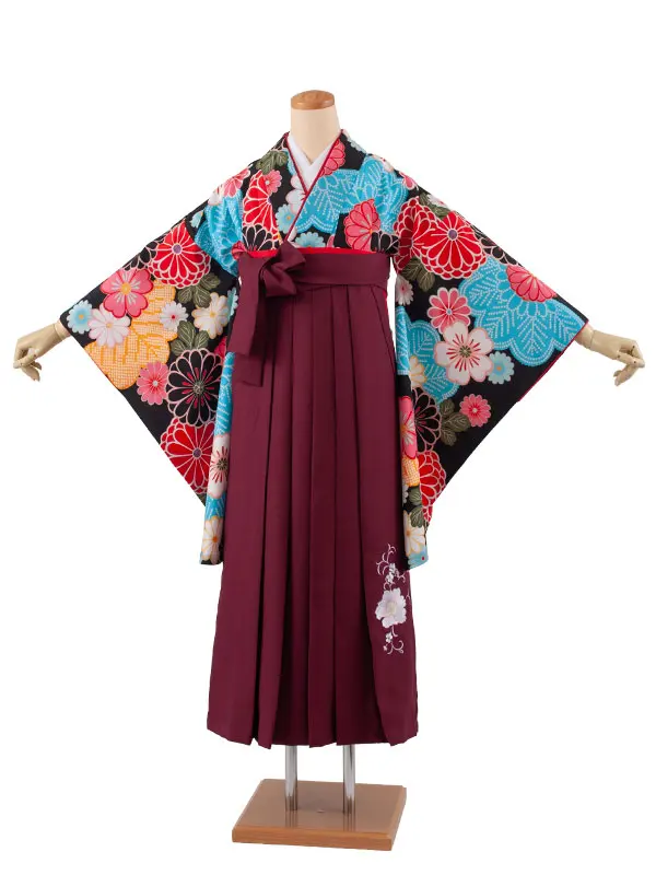 小学生卒業袴レンタル（女の子） 黒地 菊 B004