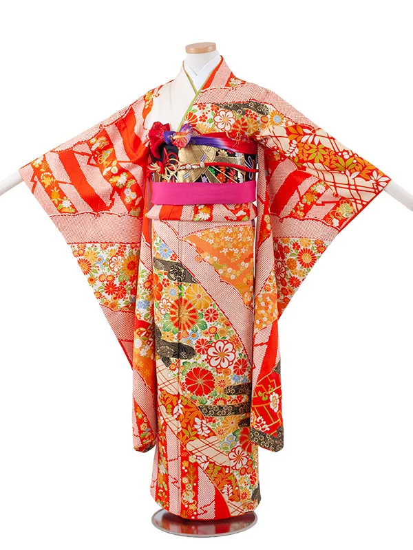【正絹】ジュニア着物 朱色 花々 古典柄 C003