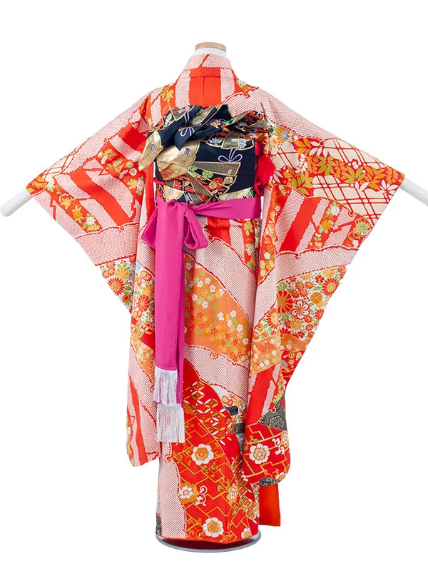 【正絹】ジュニア着物 朱色 花々 古典柄 C003