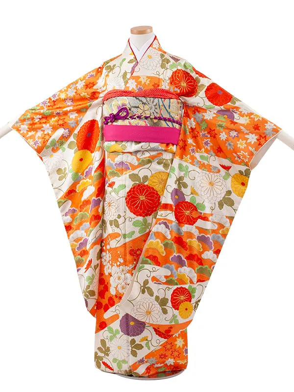 【正絹】ジュニア着物 朱色 豪華 花々 C004