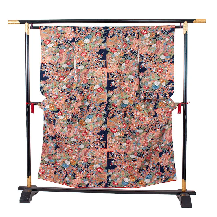 【正絹】ジュニア着物 紺地 季節の花々 C006