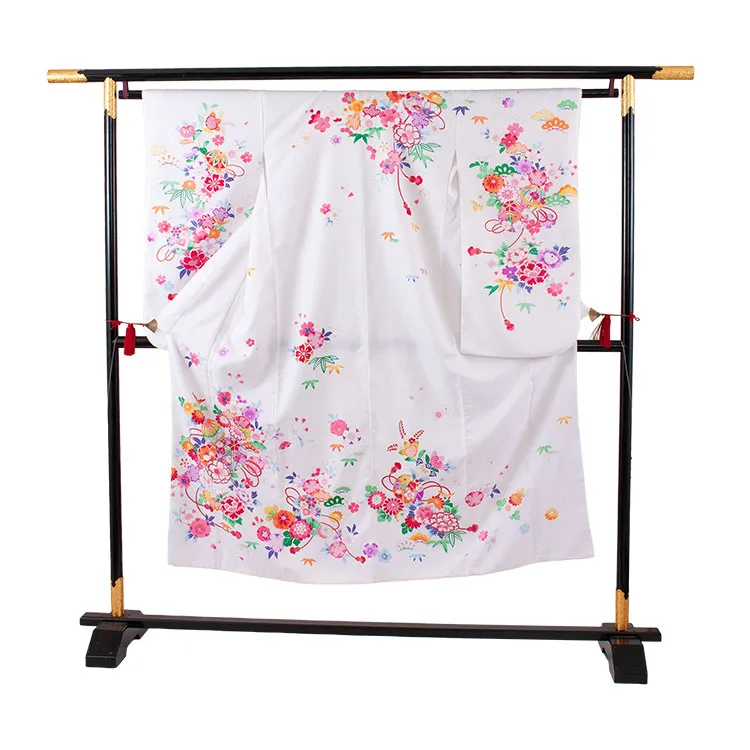 ジュニア着物 白地 鞠 牡丹 C009