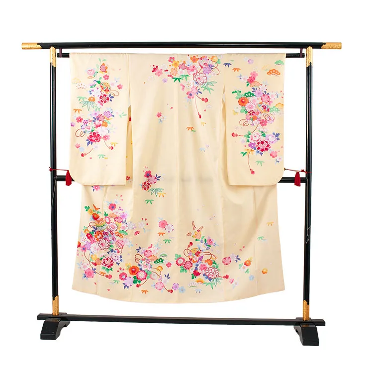 ジュニア着物 イエロー 鞠と花々 C019