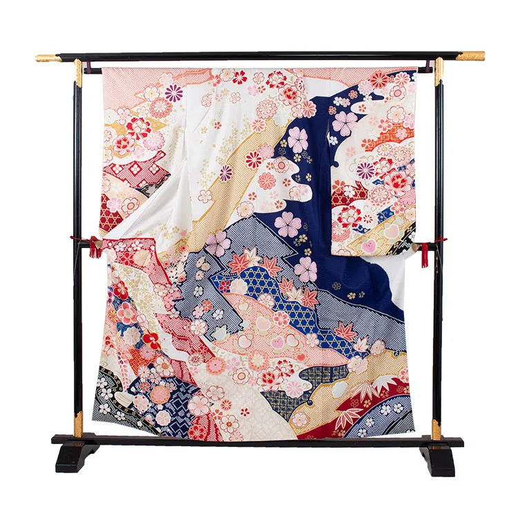 ジュニア着物 白地 しぼり調 桜 牡丹 C022