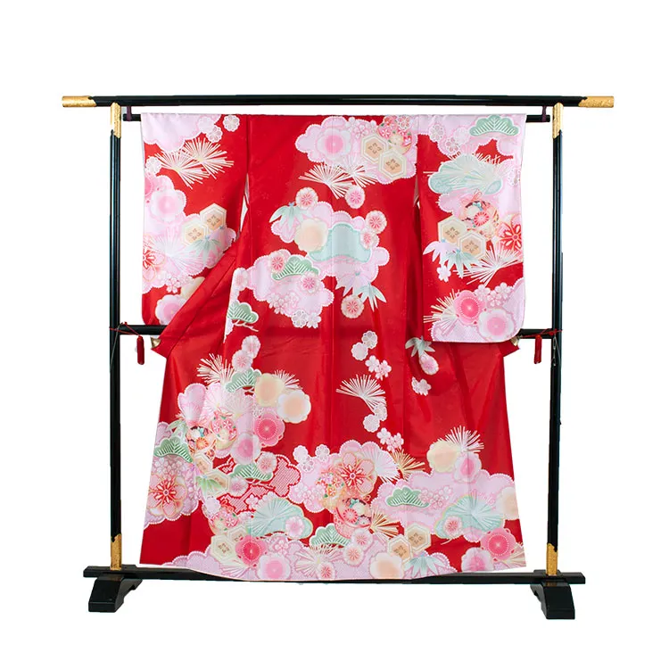 ジュニア着物 赤地 松竹梅 鈴まり C028