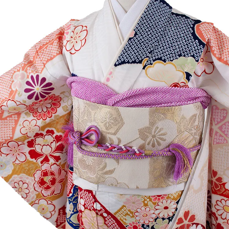 ジュニア着物 白地 しぼり調 桜 牡丹 D005