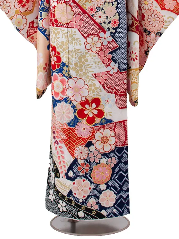 ジュニア着物 白地 しぼり調 桜 牡丹 D005