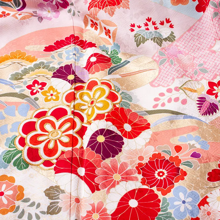 【正絹】ジュニア着物 オフホワイト 絞り調 花々 D013