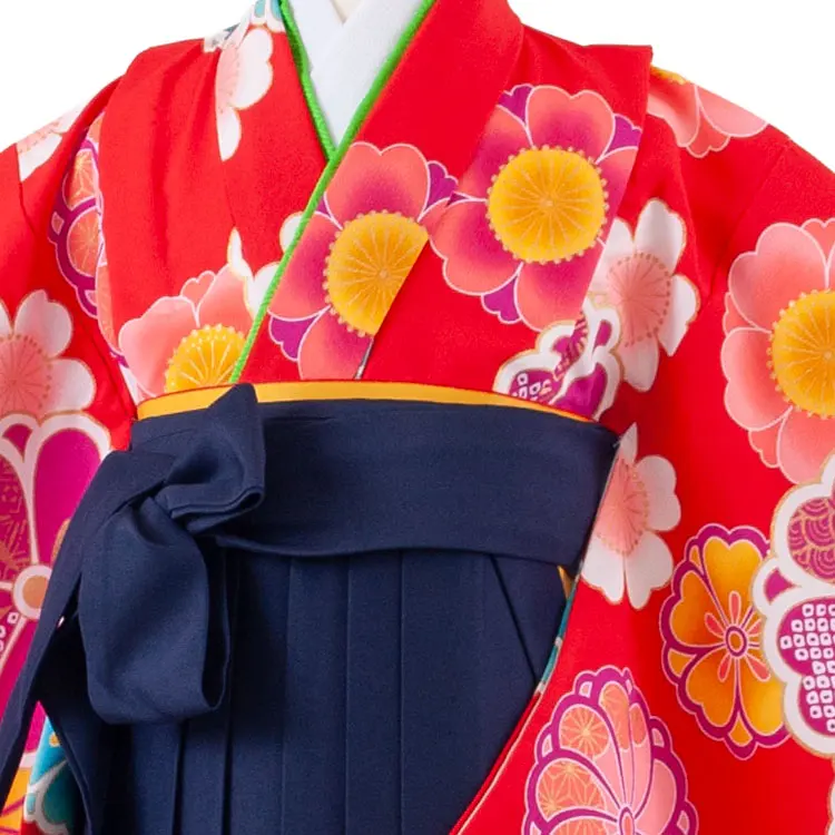 女児袴レンタル（7歳女の子） 赤地 ねじり菊 A169