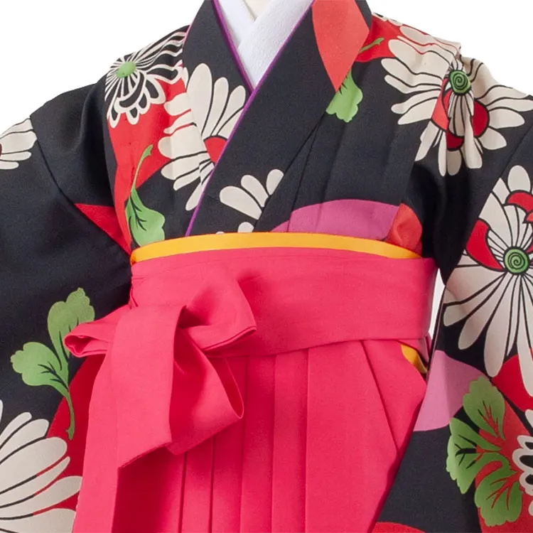 女児袴レンタル（7歳女の子） 黒地 菊 A171