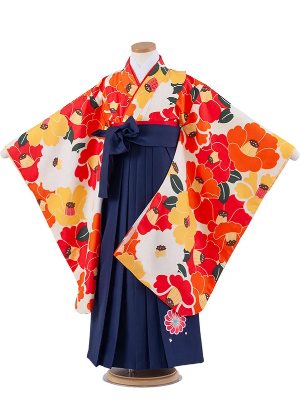 女児袴レンタル（7歳女の子） 薄アイボリー 椿 A202