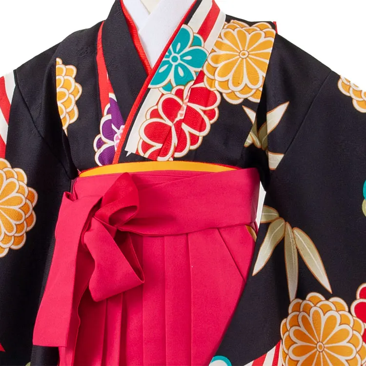 女児袴レンタル（7歳女の子） 黒地 菊 グラデーション袴 A203