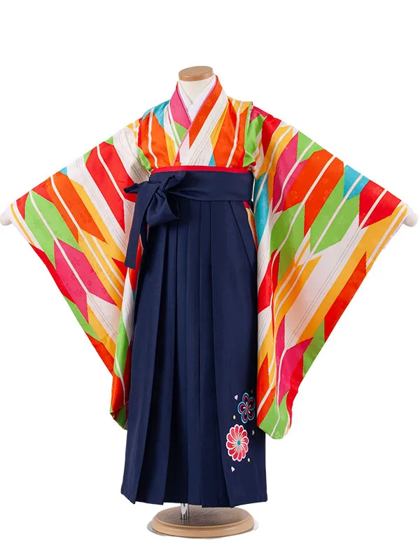 女児袴レンタル（7歳女の子） アイボリー 矢絣 A205