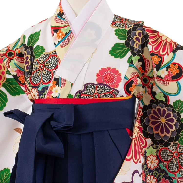 女児袴レンタル（7歳女の子） 白地 ねじり梅 菊 A244