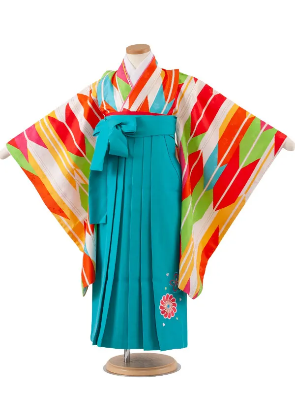 女児袴レンタル（7歳女の子） アイボリー 矢絣 ターコイズブルー袴 A245