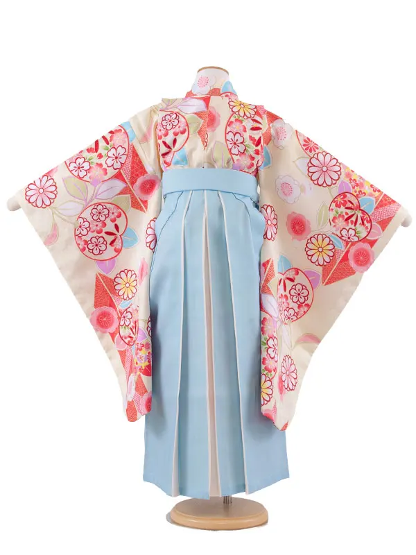 女児袴レンタル（7歳女の子） クリームベージュ 矢絣 A259