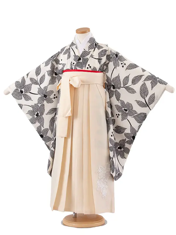 女児袴レンタル（6～7歳女の子） オフホワイト 花 A264