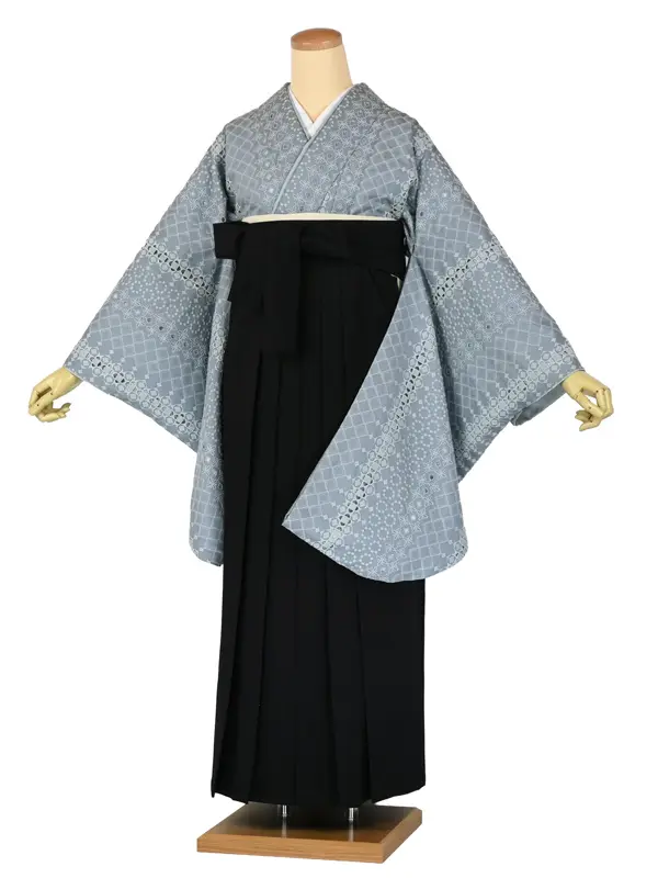 卒業袴レンタル 040 くすみ水色 総刺繍 黒袴