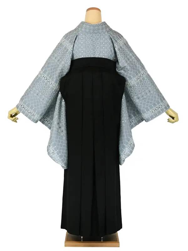 卒業袴レンタル 040 くすみ水色 総刺繍 黒袴