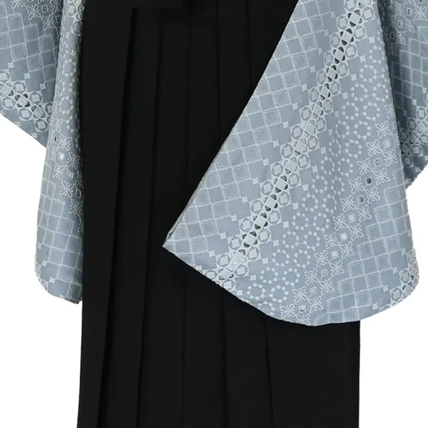 卒業袴レンタル 040 くすみ水色 総刺繍 黒袴