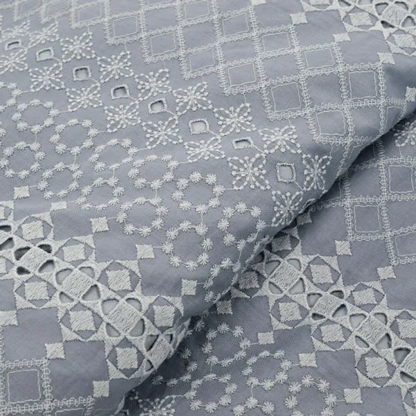 卒業袴レンタル 040 くすみ水色 総刺繍 黒袴