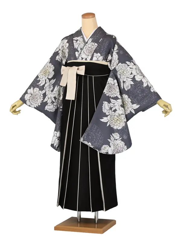 卒業袴レンタルn074 ｸﾞﾚｰ 芍薬 ｸﾘｰﾑ色×黒袴