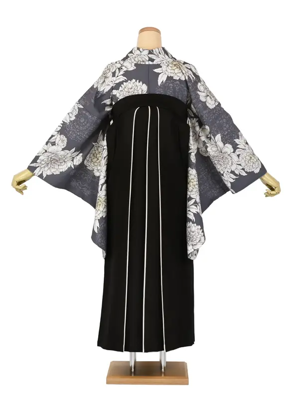 卒業袴レンタルn074 ｸﾞﾚｰ 芍薬 ｸﾘｰﾑ色×黒袴