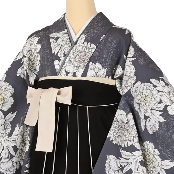 卒業袴レンタルn074 ｸﾞﾚｰ 芍薬 ｸﾘｰﾑ色×黒袴