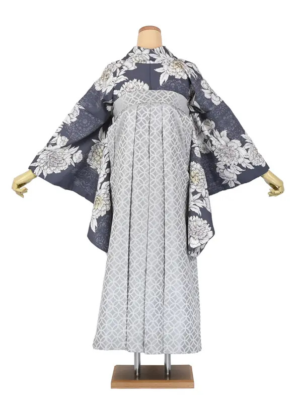 卒業袴レンタルn075 ｸﾞﾚｰ 芍薬 ｼﾙﾊﾞｰ 七宝柄袴