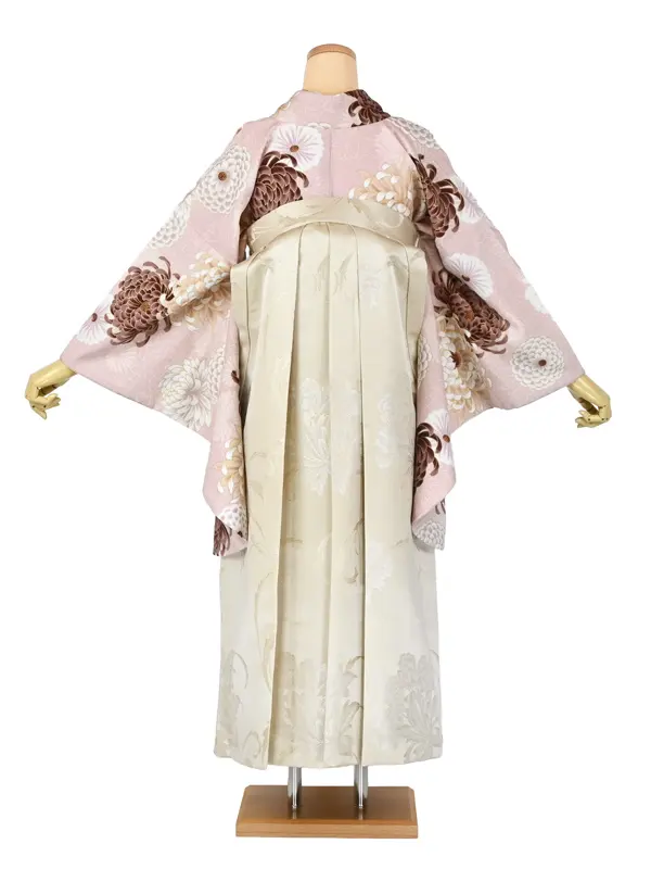 卒業袴レンタルn078 ﾋﾟﾝｸ 大菊柄 ﾍﾞｰｼﾞｭ刺繍袴