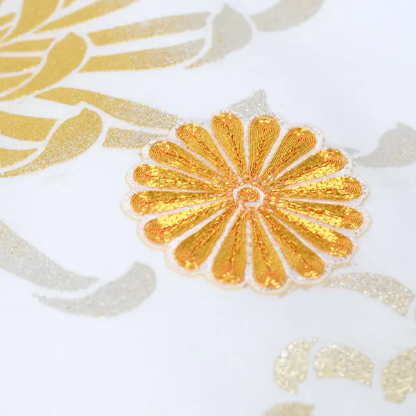 女の子 産着 お宮参り 白 金刺繍 金彩 菊