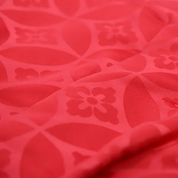 七五三 3歳被布 ﾚﾝﾀﾙ  ﾍﾞｰｼﾞｭｻﾃﾝ / 赤ｻﾃﾝ七宝