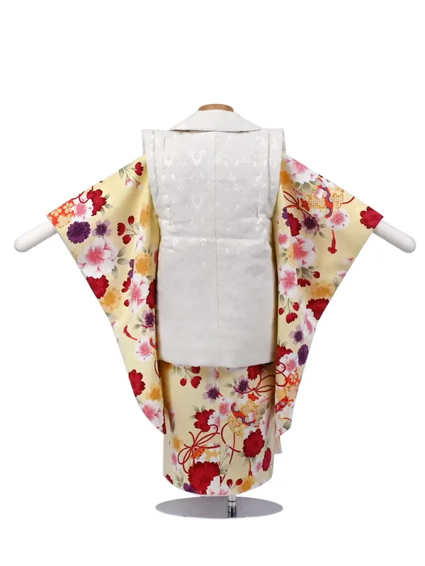 七五三 3歳女児 レンタル 被布 白 刺繍 黄色地 桜 まり