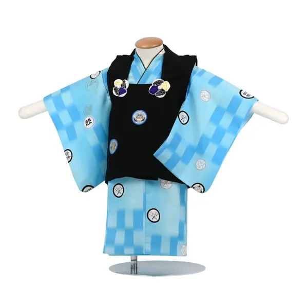 男児 (1歳前後)  ﾍﾞﾋﾞｰ着物 053  水色 宝尽くし 黒 二部式