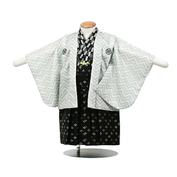 男児(1歳前後)ﾍﾞﾋﾞｰ着物063羽織袴 ｱｲｽｸﾞﾘｰﾝ 黒袴 ｾﾊﾟﾚｰﾄ