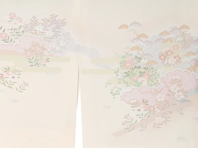 訪問着レンタル 式部浪漫／クリーム色 四季花に雲取り Z211